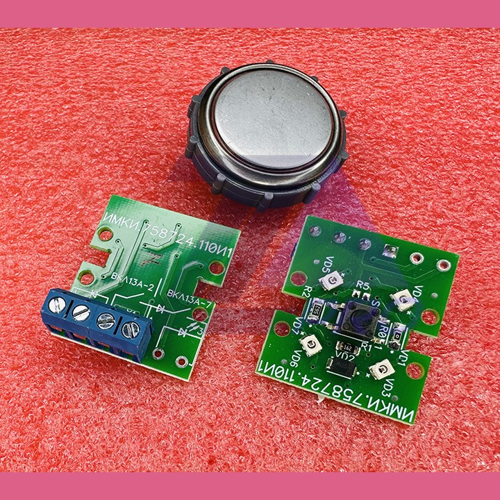 Модуль кнопочный "без символов" с гайкой красная подсветка ШК6000 ВКЛ13А-2П